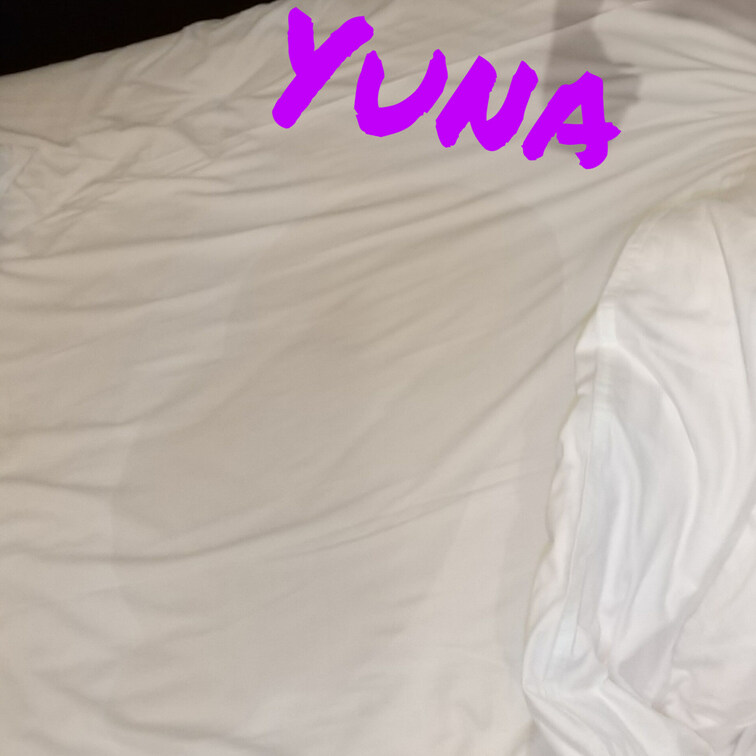 いっぱい吹いちゃってベッドが…
(;ŏ﹏ŏ)