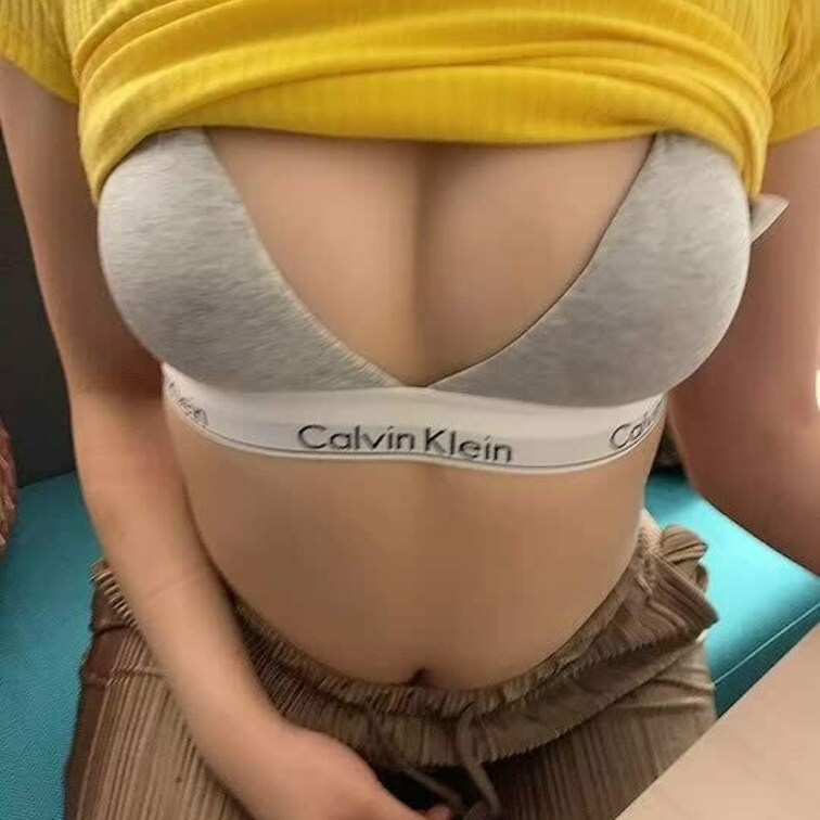 おっぱいいっぱい揉み揉みされるの好きᐡ⸝⸝>  ̫ <⸝⸝ᐡ
