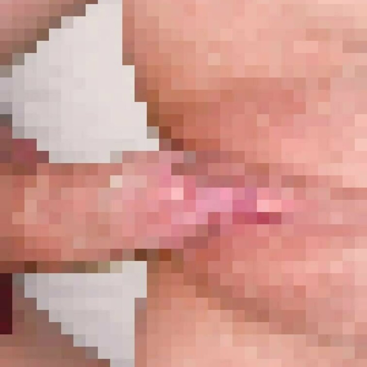 挿入部分ドアップのハメ撮り動画を載せたよ❣️えっちな音も入ってて恥ずかしい🥺

寝たいうみのおまんこにおちんちん挿れ