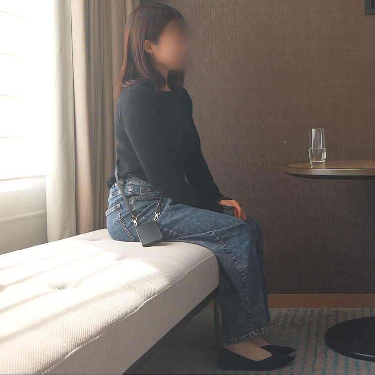 【「赤ちゃん作ったときぶりに中出しされました…」1歳男の子のママが雄さんに中出し懇願】（1時間34分）

▼本編はこ