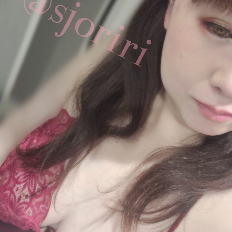 久しぶりのサブ垢一夜限定写真🐦見逃した方用🤭
みんな結局おっぱいよね🤣