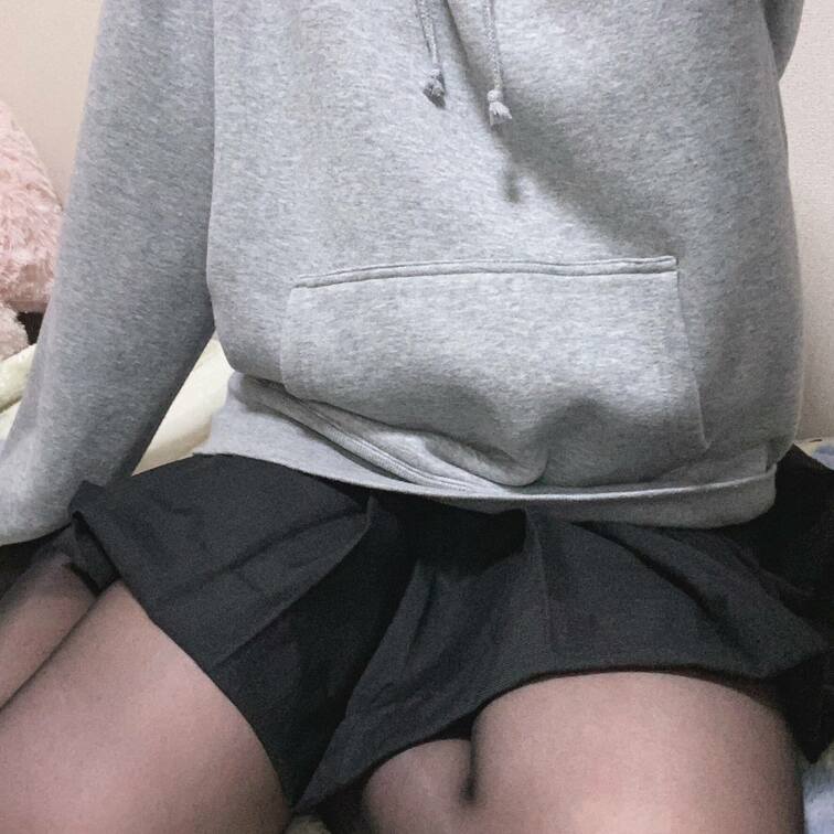 黒ストエロくないですか？