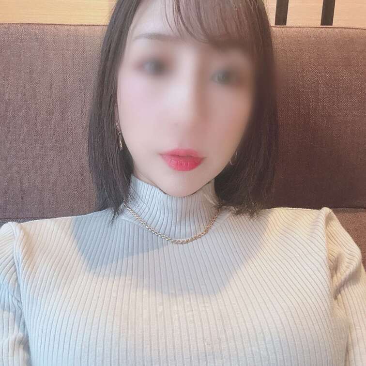 こんばんは人妻ゆうです💋

明日新作アップするよ✨

楽しみにしててね🙆‍♀️