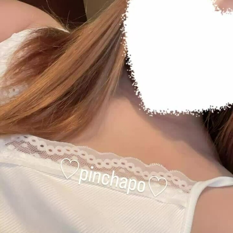 昼間からえっちな事してみない？♡
色んな事教えて欲しいな〜♡