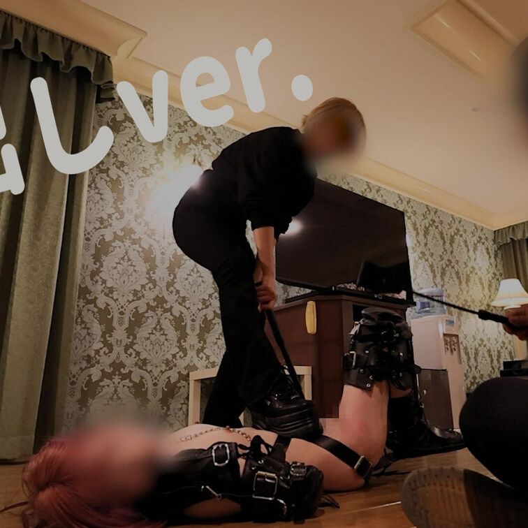【顔出し】S男×S女×M女バチボコヒトイヌ3Pの別アングル🐶

※この動画は他クリエイターさんのファンクラブでも販売