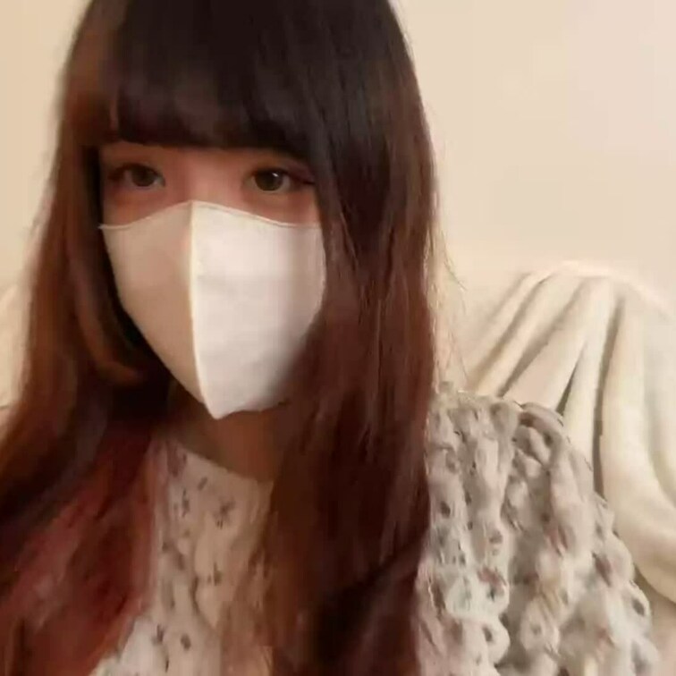 【みれい 20 歳】

みれいさんのライブ配信動画です
生配信 だと、1 回の有料配信を視聴すると、おおよそ平均 