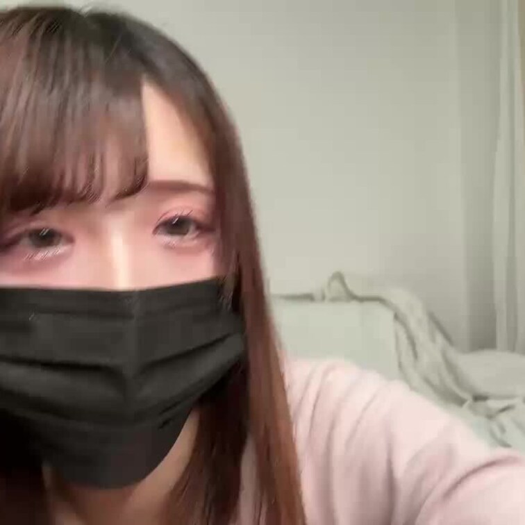 【みれい 20 歳】

みれいさんのライブ配信動画です
生配信だと、1 回の有料配信を視聴すると、おおよそ平均 5