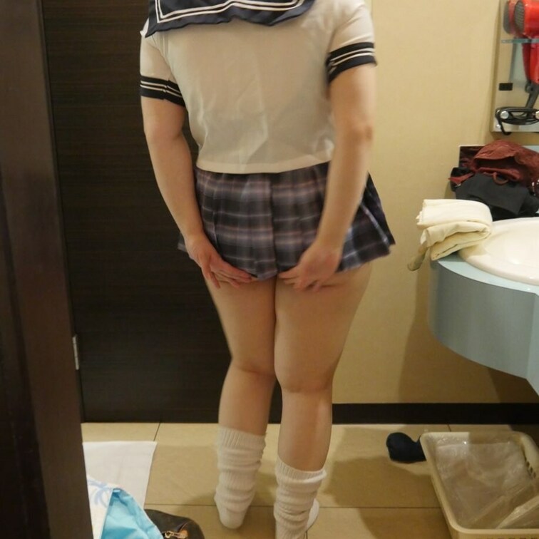 ハンパなくぽっちゃりの美女。
素人さんとリアリティある日常の
作品を動画で紹介しています。
出会い系アプリ
