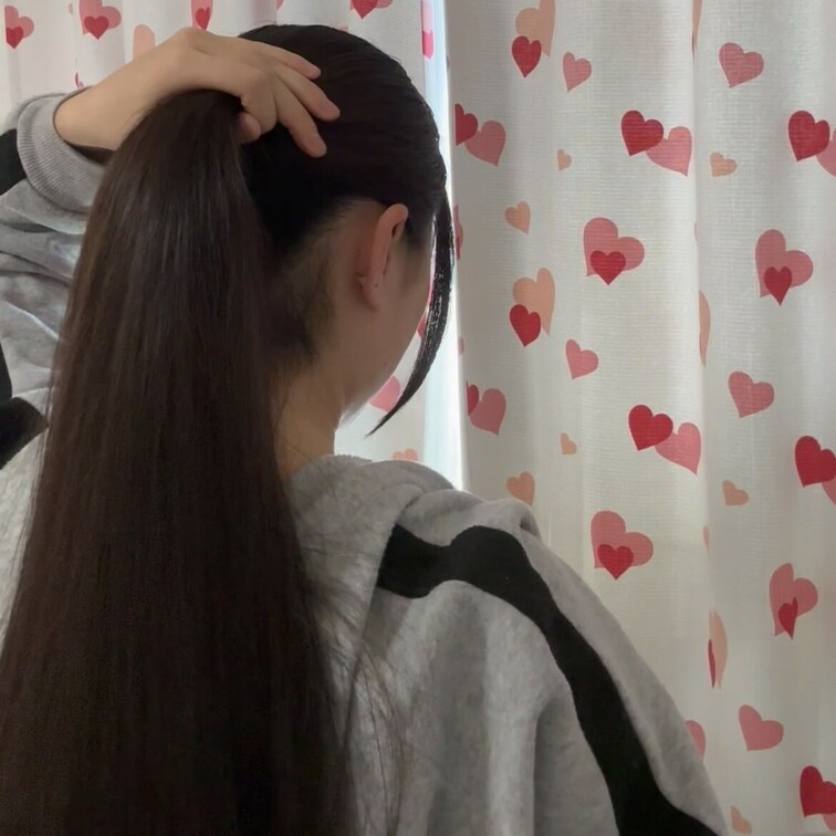 腰までのロングヘアでポニーテールです💞
期間限定で無料にしてますので是非ご覧ください😊