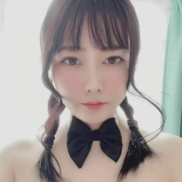 ウィンク下手だなぁ