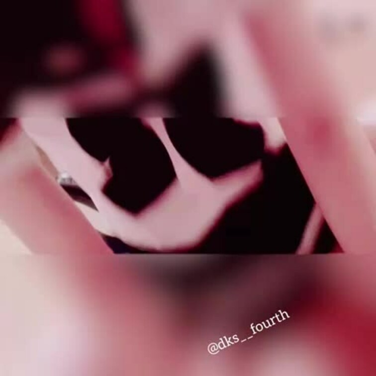 騎乗位で豪快なハメ潮