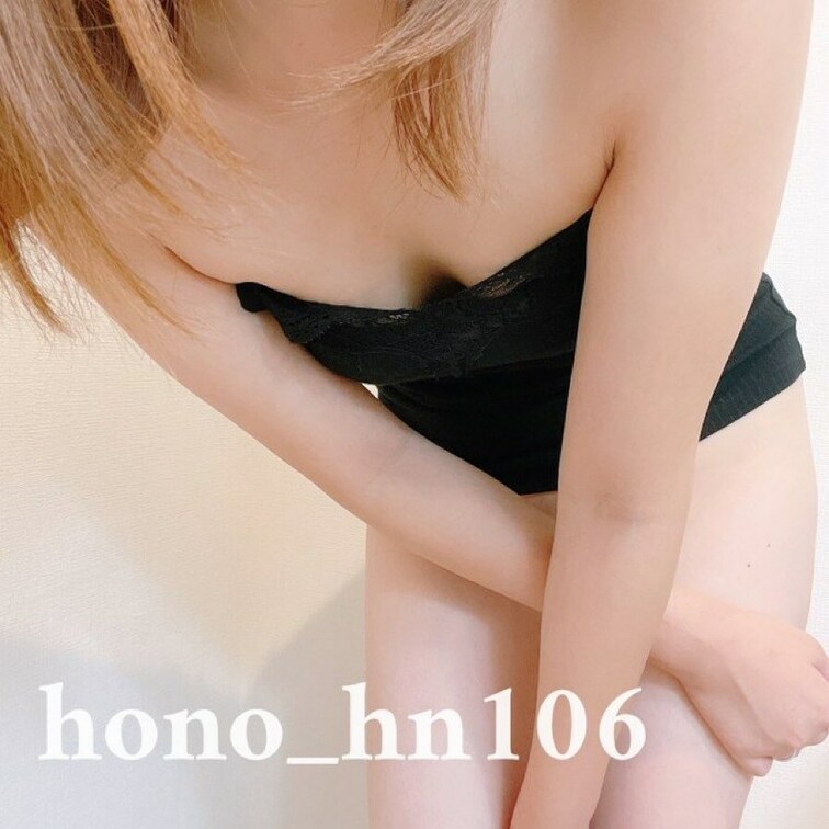 あ、起きた?
早く着替えないと遅れちゃうよ🖤