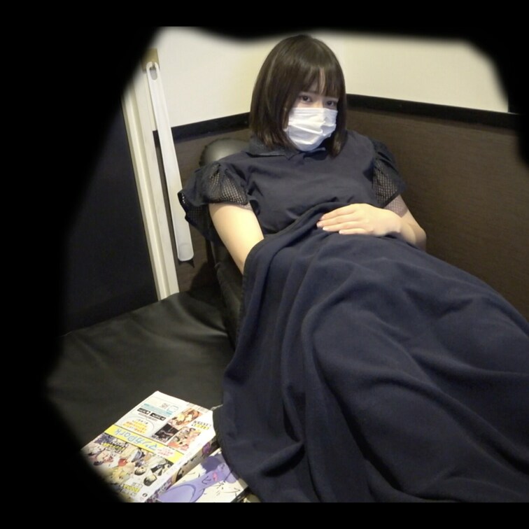 チョイ見せ。※本編は単品販売から→

【流出】ネカフェ○○○_vol6　思春期女子
家出？思春期女子が声我慢オナニ