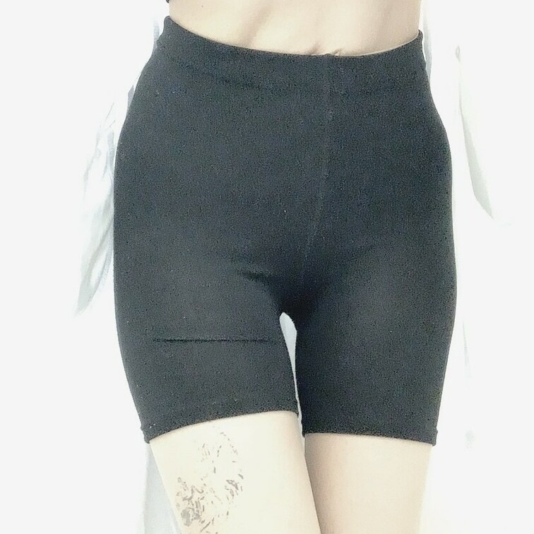 寒いので温かいの履いてます☺️🖤⋆͛*͛