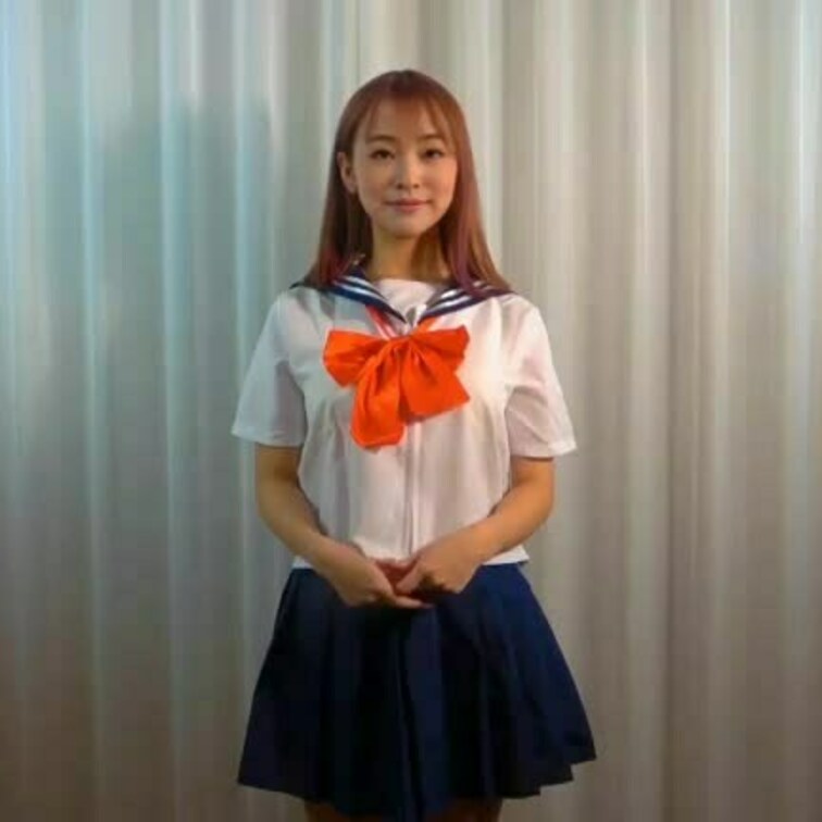 制服着させられました...