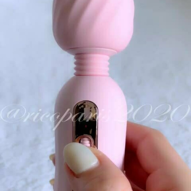お優しい紳士さまから
可愛いプレゼントが届きました💕
調節もすごく細かく出来るので
振動がめちゃんこ気持ち良きです