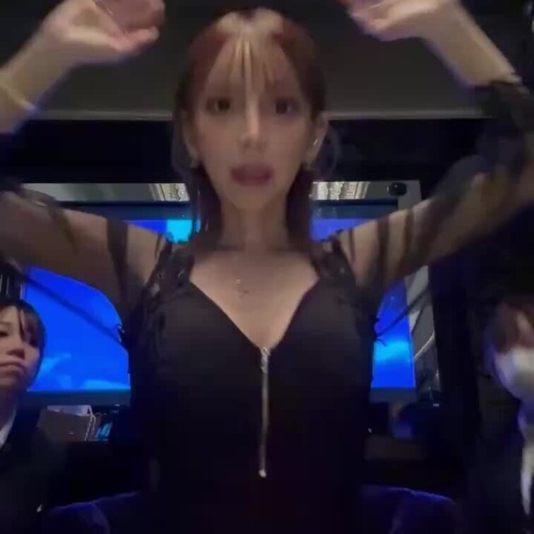 皆様大変お待たせしました！
今回のくすぐり動画はこちらです👍

是非いっぱい見てあげてくださいね(  ˆОˆ  )