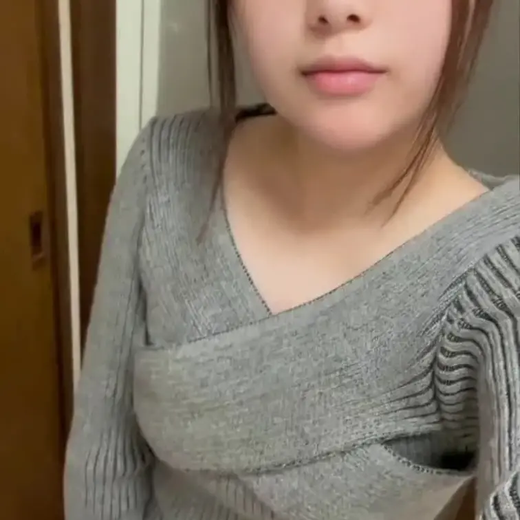 【ファン限定フル動画】🎁

【キャバ嬢の激臭まんこのオナニー】お客さんにアフターでSEXしまくって臭いおまんこになっ