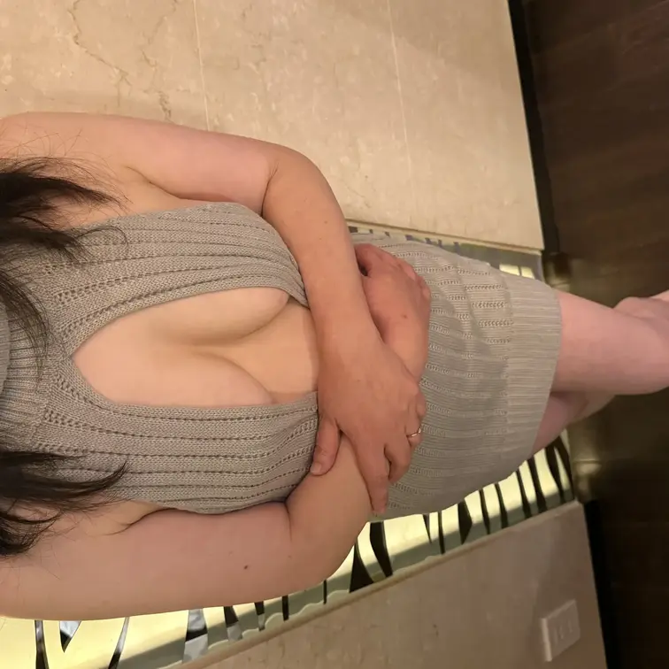 おっぱい丸見えになっちゃった💕