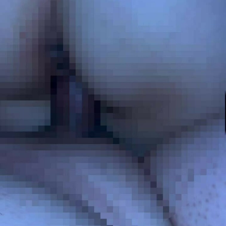 ア◯ル中出しSEX❣️マ◯コにもおもちゃを入れて二穴攻めもしました😁声を押し殺しながらアナルで感じているので音量大きめで