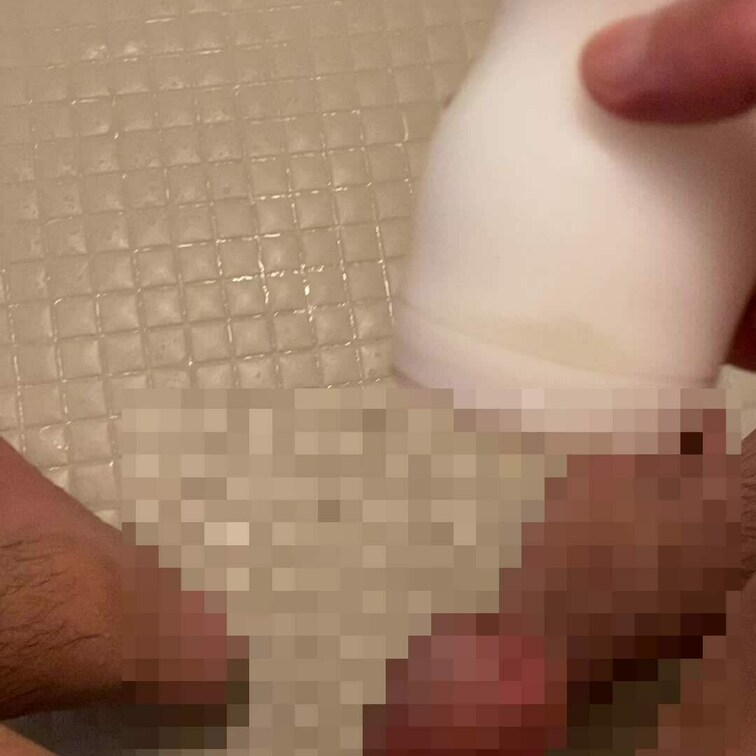 Part3
TENGA・ザーメンローション
中出し3発目
貯めたTENGA欲しい人いますか？（笑）