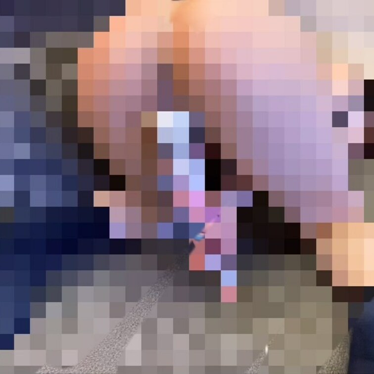 【制服j○】後向きでクリに電マ当ててクリ逝きしちゃう...その後に両手で広げます//

↑高画質フル動画です😌💓