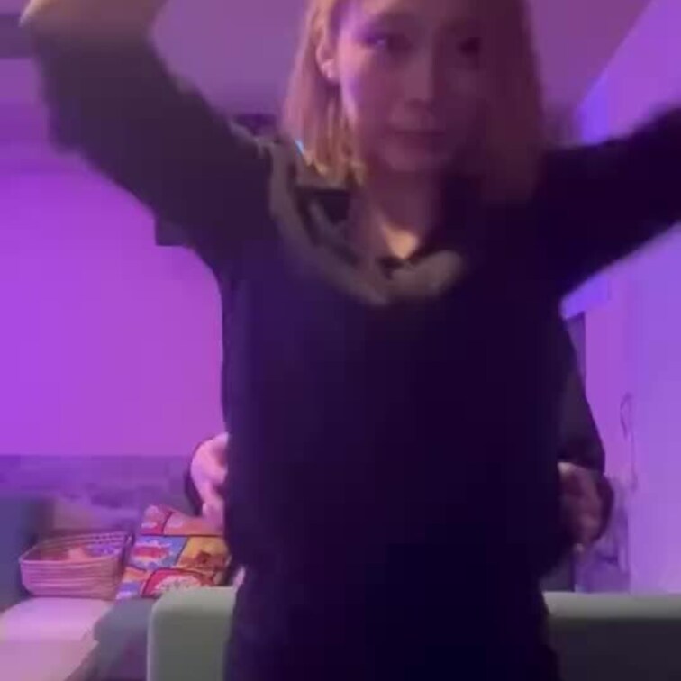 皆様大変お待たせしました！
今回のくすぐり動画はこちらです👍

是非いっぱい見てあげてくださいね(  ˆОˆ  )