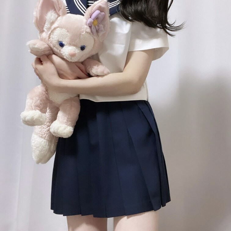 フォローしてくれた方ありがとうございます！

最初だからお顔見せちゃう(՞ ܸ. .ܸ՞)♡
恥ずかしくなって消し