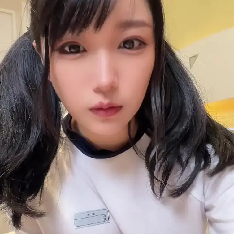 聞いてほしい。

おっぱいが、ぱんぱんなんです。ぱんぱん。

服の上からじゃわからないってぇ？？

しょうが