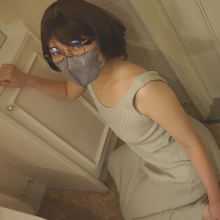 秘書が頼んでもいないのに写真を送り付けてきました