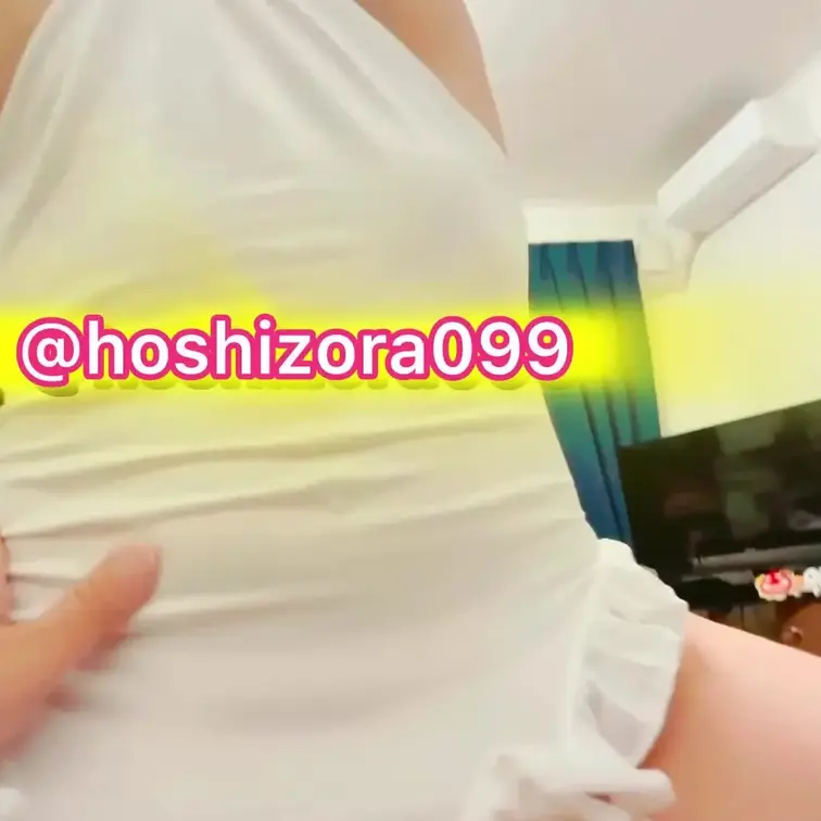 空　シスターコスプレ🎃
清楚なはずのシスターが騎乗位で感じまくる🐳
咥え込みながら…大好きなクリいじられてえっちなシ