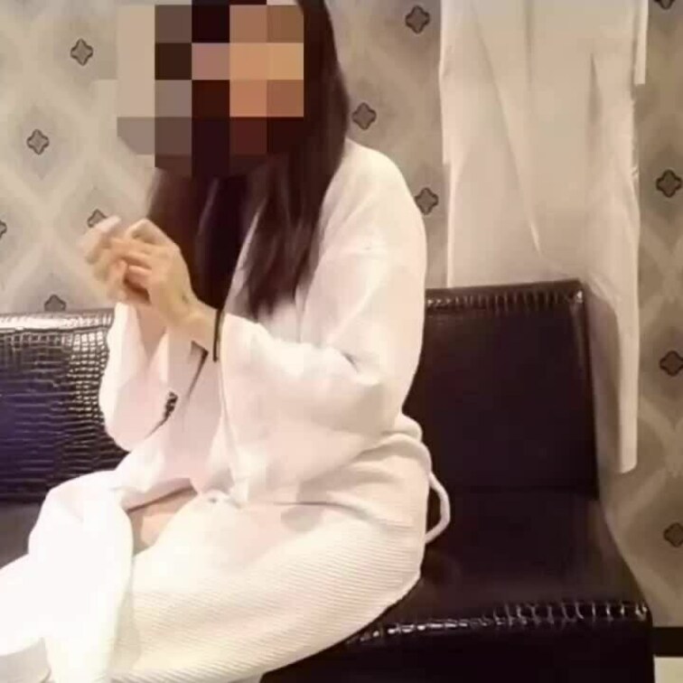 【玩具好きの女の子に電マ責め】のサンプルです。

本編は10分以上！
気になった方は、是非ノーマルプランにご加入く