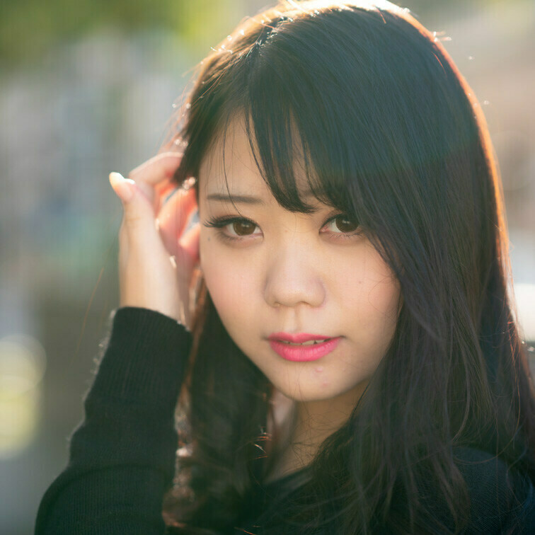 バックで乳揺らしながら…思わず潮吹いちゃった街角高嶺のお嬢さん！

「ヤバい…もっと突いて！！」
見るからにお高く