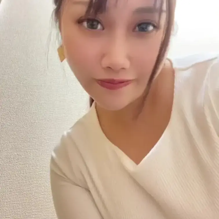 今回は少しずつ雰囲気が変わっていく感じにしてみました🤍
いつもより距離感近めで、ゆっくり楽しんでもらえる内容になってます🥺🫶
最後まで見てもらえたら嬉しいな。