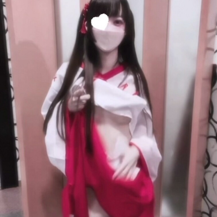 巫女の衣装🌒でポケまんダンスやってみたよ🦊⛩️🎶
------------------------
右にある🩷を押し