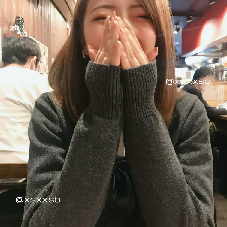 ラーメン待ちきれなくて
ニコニコしてる すいま🧸𖤐⡱
実は露出魔だけど
いつもは普通の女の子だよ。