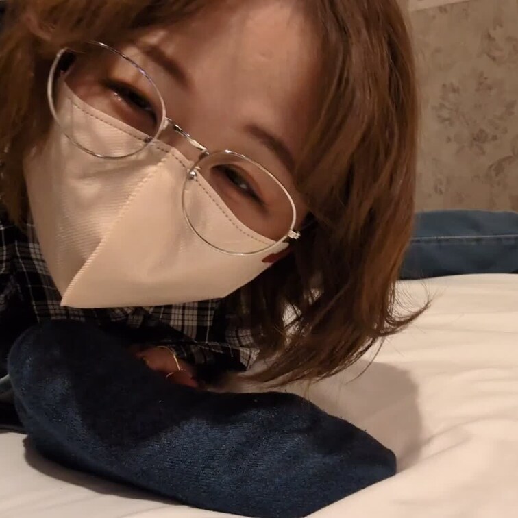 甘サド美音ちゃんの足裏くすぐり責め

モデル：美音
