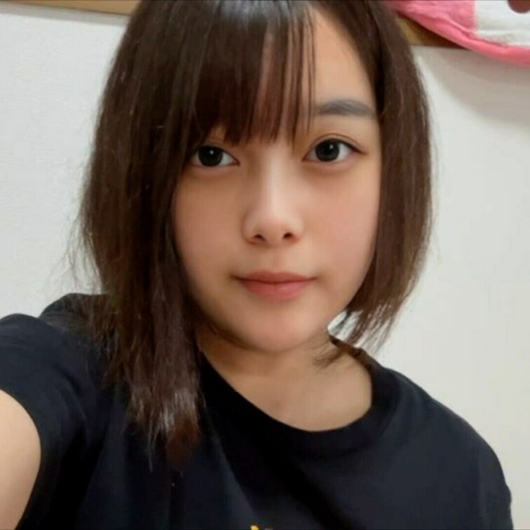 【ファン限定フル動画】🎁

寝る前に誰かとオナ電したいな…今日も寝巻きでオナニーして気持ちよかったです…