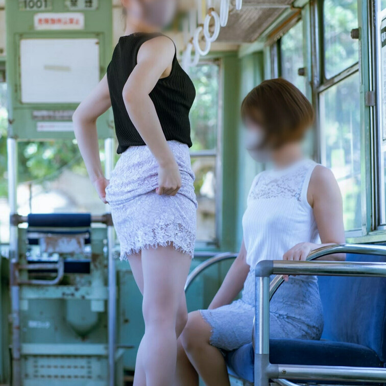 人妻コラボシリーズ、電車露出編🥰

私のおしりもどうぞー！🍑

月季さん▶︎https://myfans.jp/