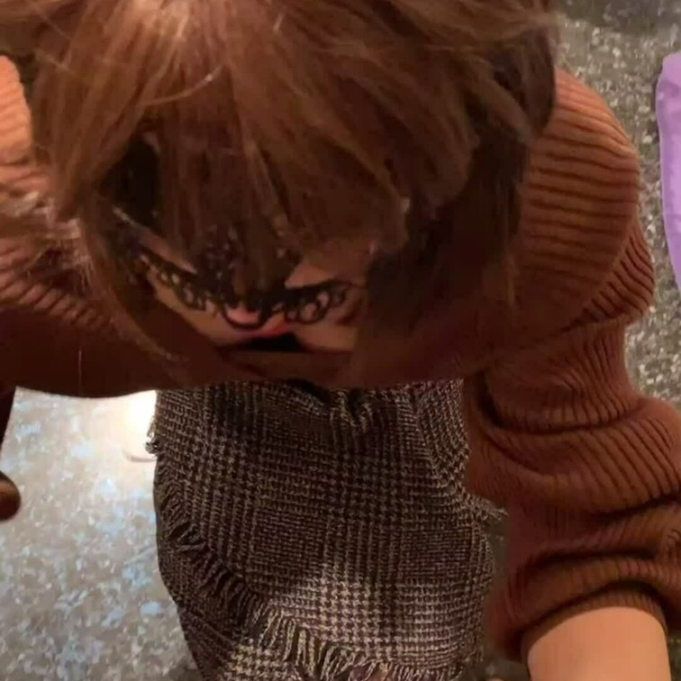 マスクまで用意してやる気まんまんの女装子さん
ご飯だけの予定だったけど向こうは違ったみたい
トイレで食われちゃいまし