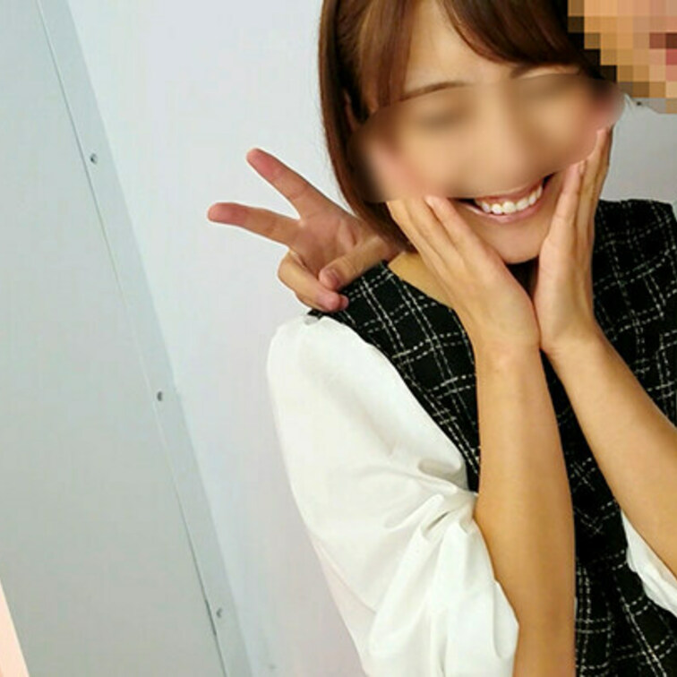 あねらさん 24才 　
サンプル→https://myfans.jp/posts/bfb2401f-9b5c-4a87