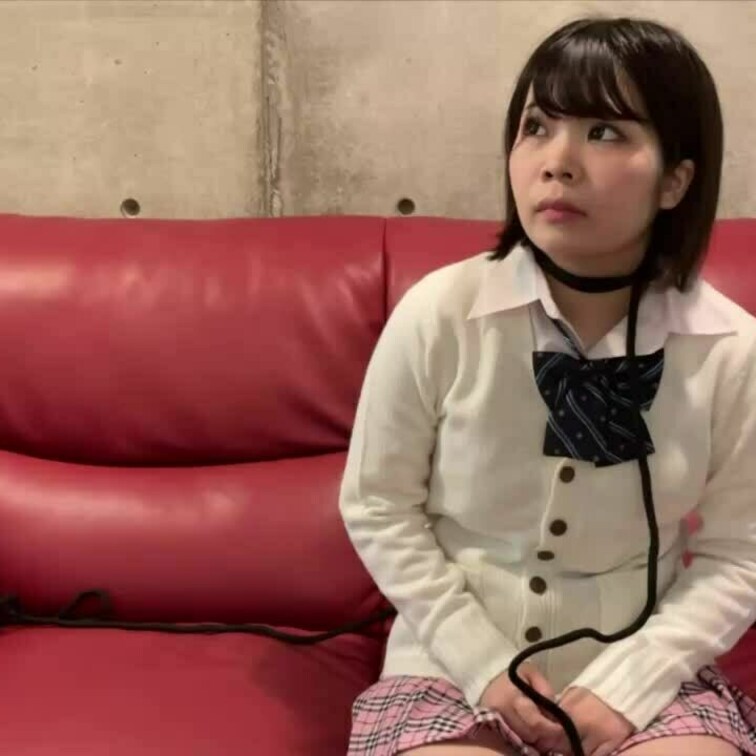 こちらは以前の○○○め動画2をより高画質にて再アップです

可愛い女の子が、なす術なく首を絞められ、ひたすらに苦しむ