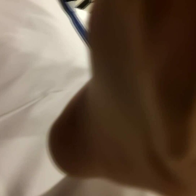 みくちゃんの蒸れ蒸れストッキングを舐めて舐めて舐めまくり！
今回美**みくちゃんの当日履いてきてもらった蒸れ蒸れ、じめ