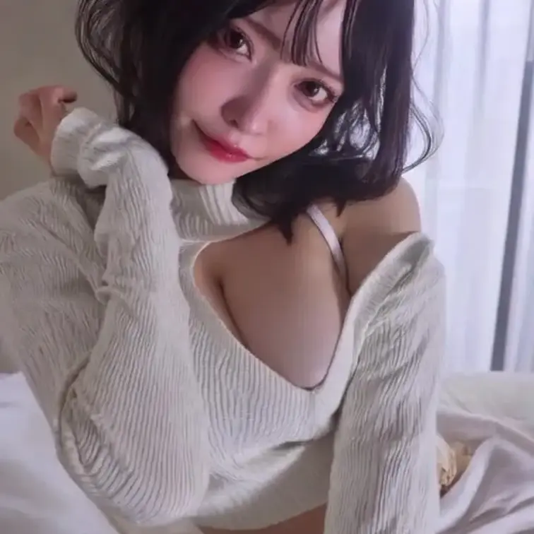 乳のにおいっ…なんかあまいにおいするっ(笑)