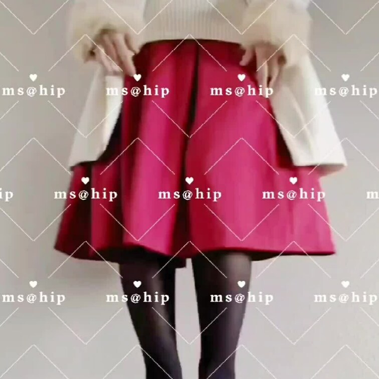 💕Xmasコーデパンチラ💕