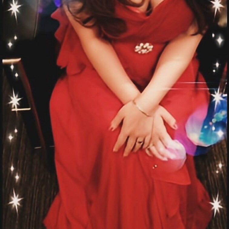 めちゃくちゃ大人気すぎる

公開になったばかりなのにすでに大人気✨

📌https://myfans.jp/po