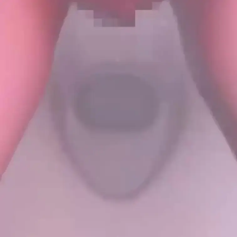 今日のリナのおしっこ動画🥰 サンプル画像