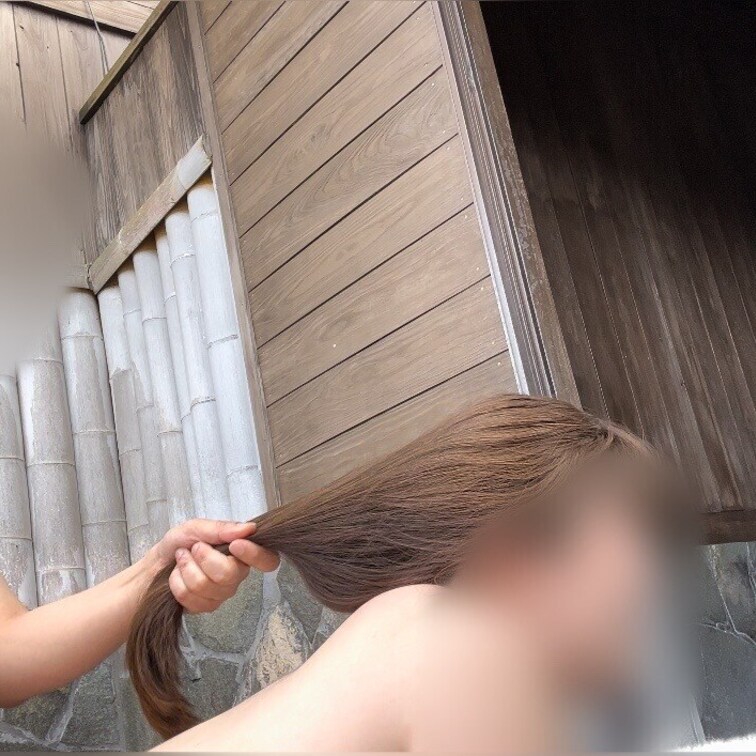 爆乳のぽっちゃり彼氏持ちギャル🥰
温泉♨️で激しくセックス
隣に聞こえないように興奮しました。
動画アップします。