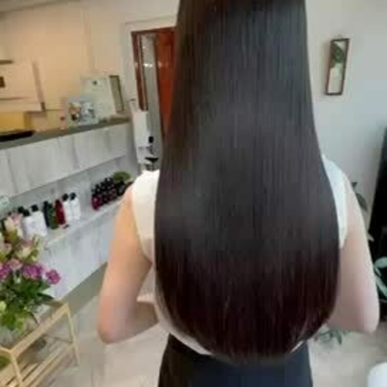 あさから…艶々



#脚フェチ向け
#ロングヘアフェチ
#艶髪
#髪フェチ
#ロングヘア
#スーパー