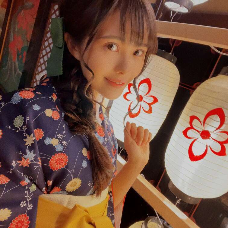 ゆずちゃんと一緒に大正浪漫な袴きたときの！

すごく可愛くしてもらって
ハッピーな気持ちになりました🤤♡

ふ